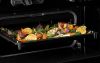 Conventional oven and Maxi-Grill™ with telescopic sliders